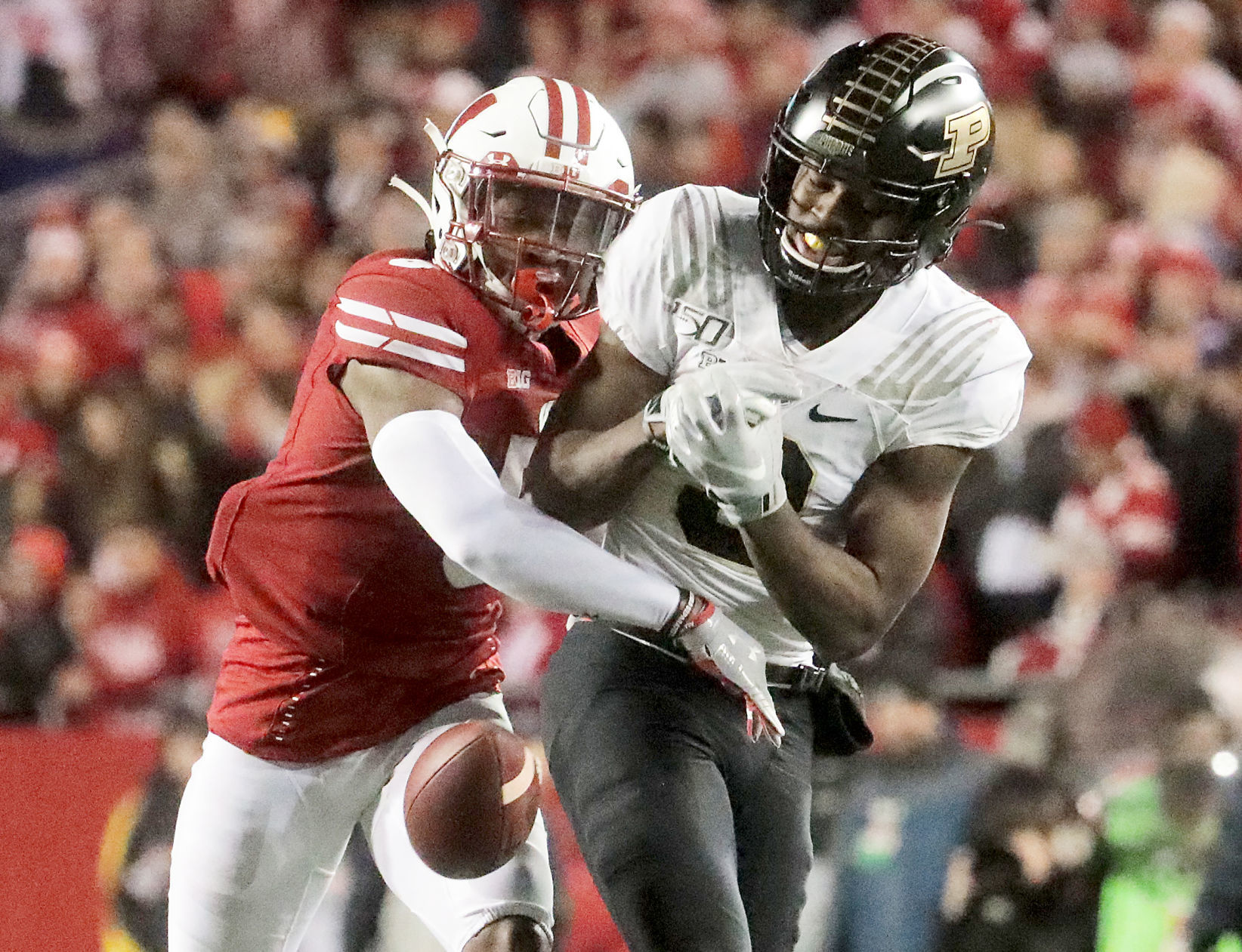Badgers 45, Boilermakers 24